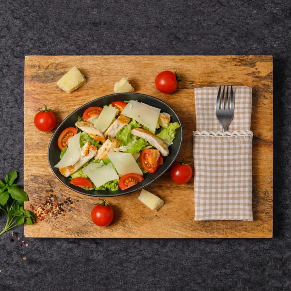 Salată caesar cu pui (250 g)
